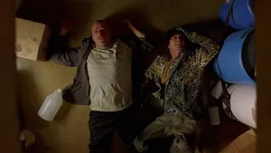 Во все тяжкие — 2 сезон 4 серия «На дне», кадр